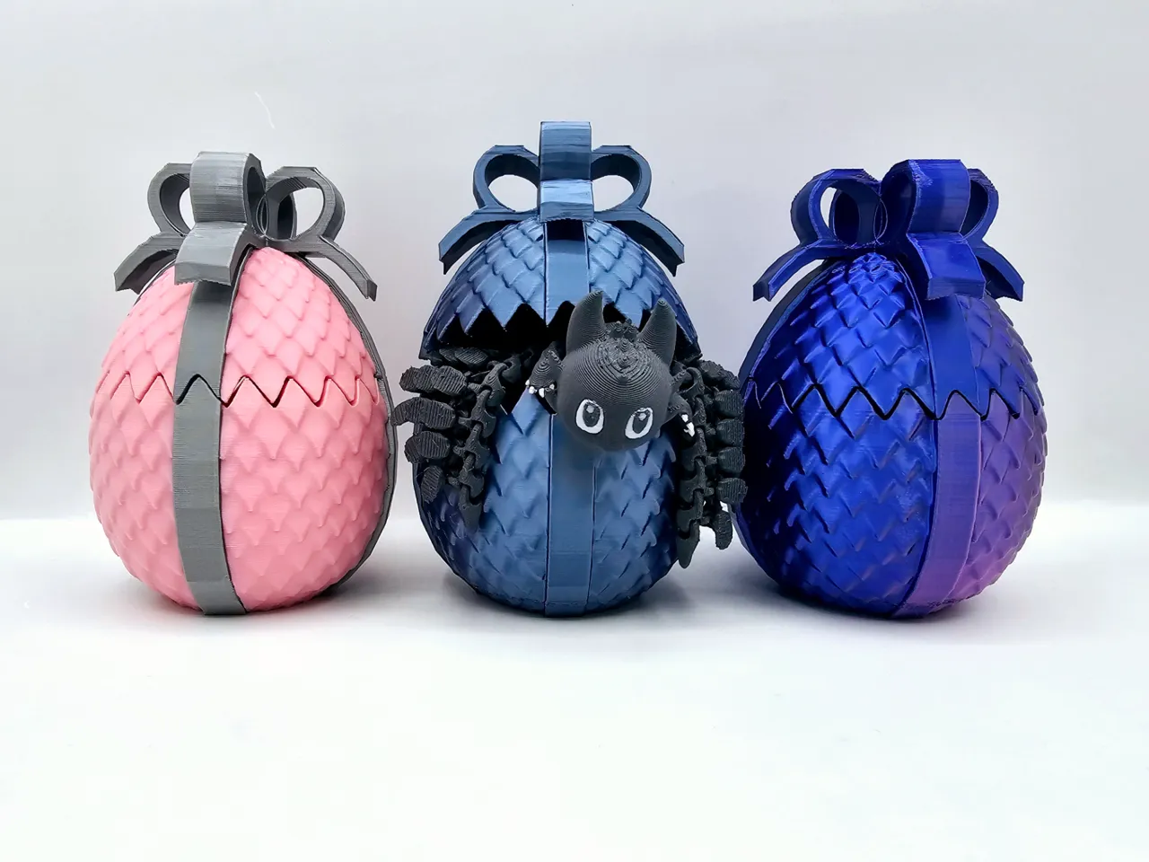 Gift Wrapped Dragon Egg view 3