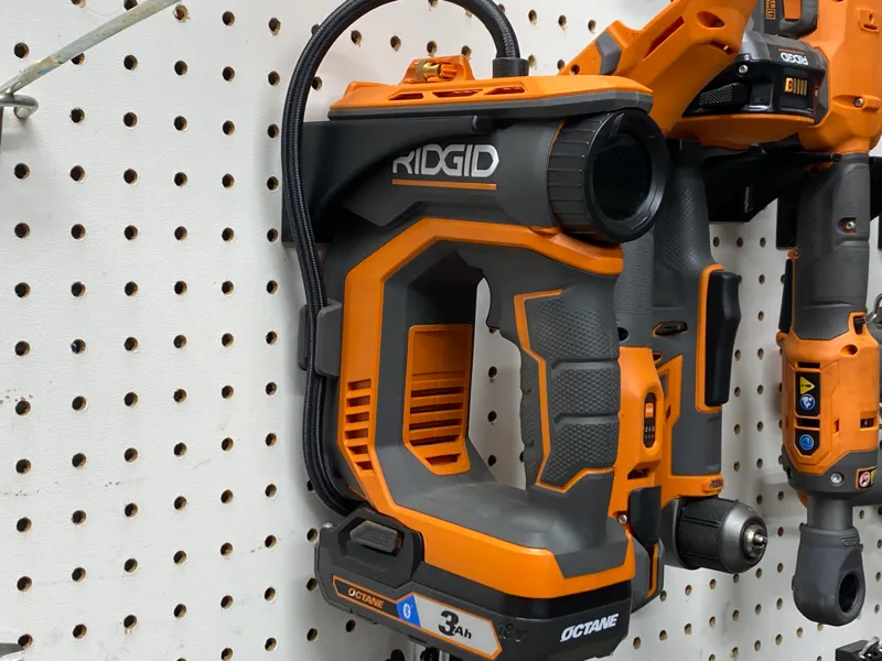 Ridgid 18v Portable Inflator Pegboard Hanger