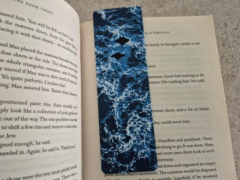 Manta Bookmark
