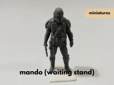 Din Djarin (waiting) | Star Wars | Mandolorian