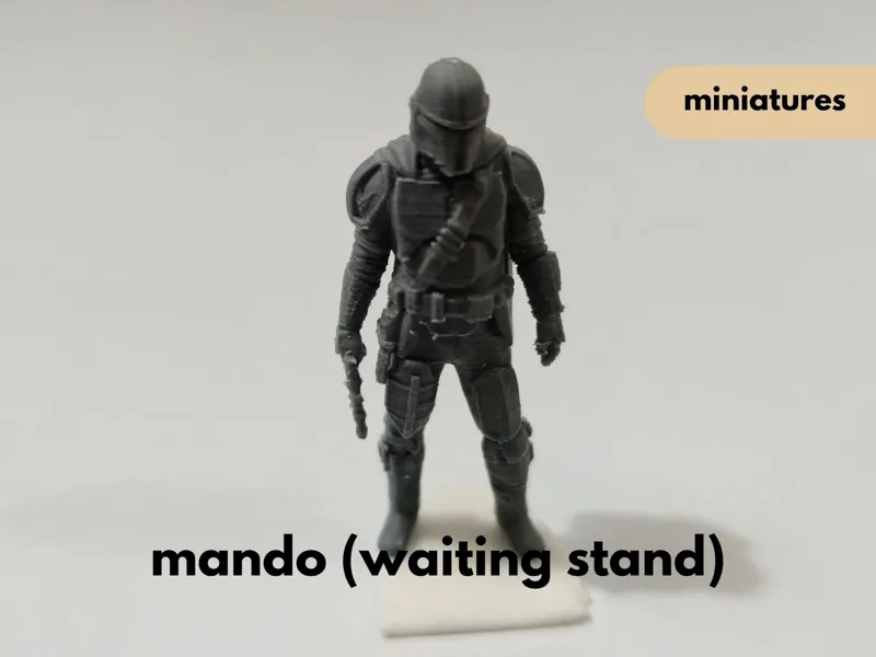 Din Djarin (waiting) | Star Wars | Mandolorian