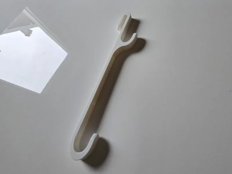 Crochet de miroir - Mirror hook