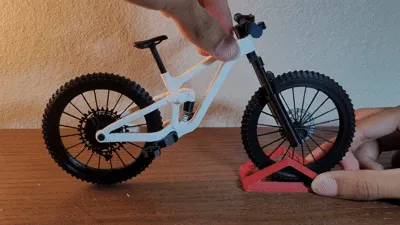 Full Suspension Model Mountain Bike (enduro bike) view 2