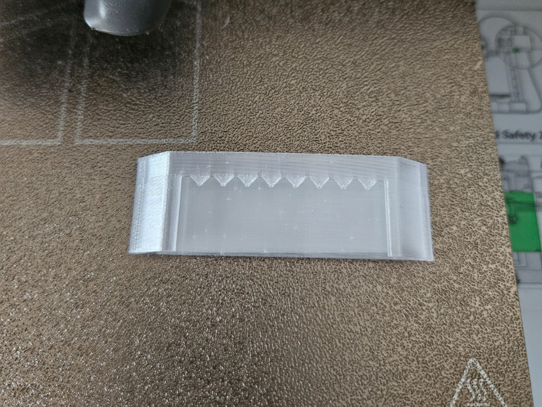 Universal Sawtooth Picture Hanger (Adhesive Mount)