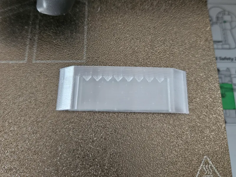Universal Sawtooth Picture Hanger (Adhesive Mount)