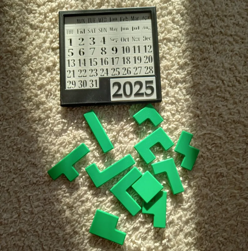 Calendar puzzle (No AMS Needed)