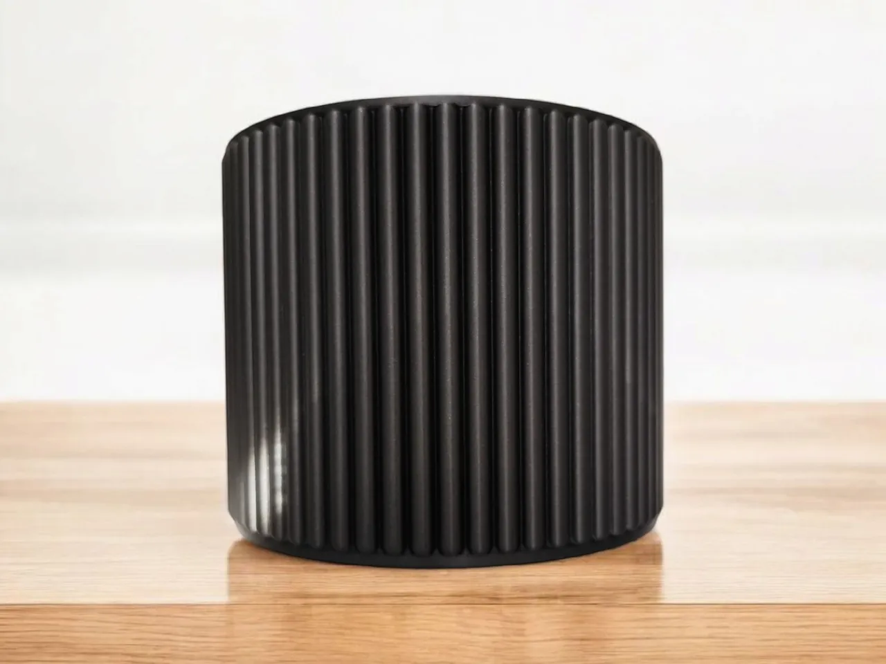 Modern Ribbed Bathroom Organizer, Make- Up Cup view 2