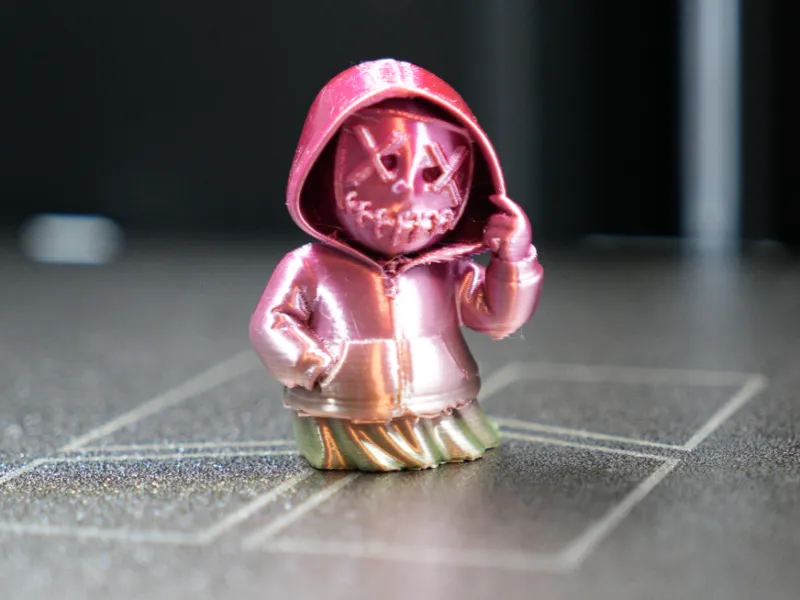 Ghost mit Säuberungsmaske