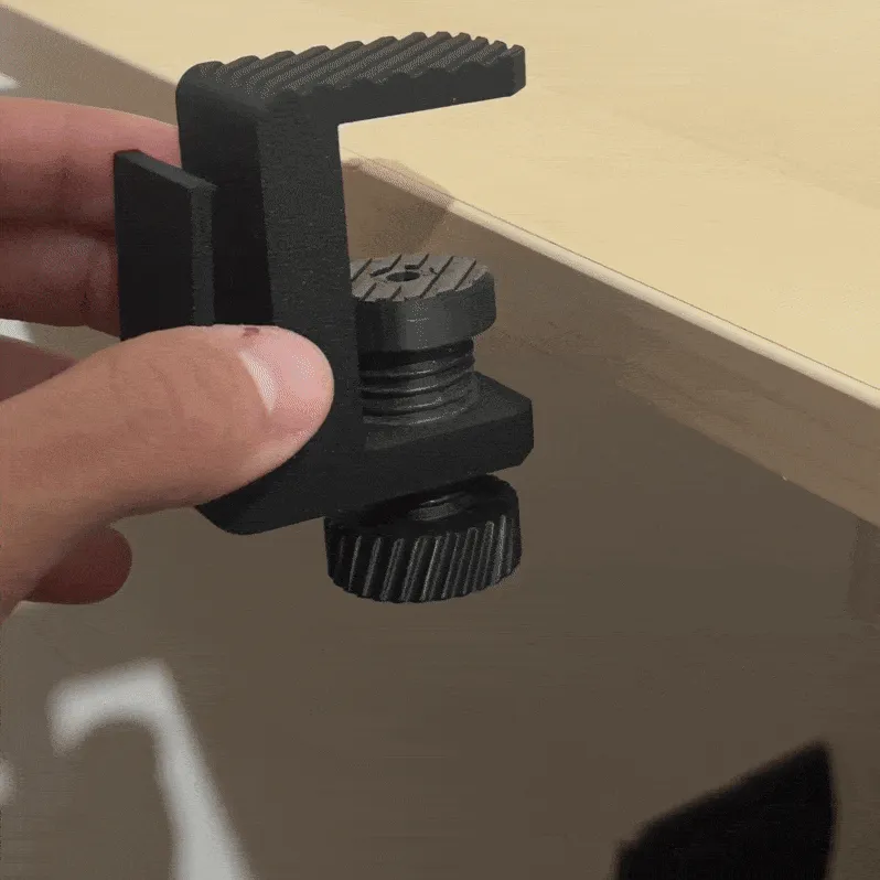 Desk Cables Clip view 2