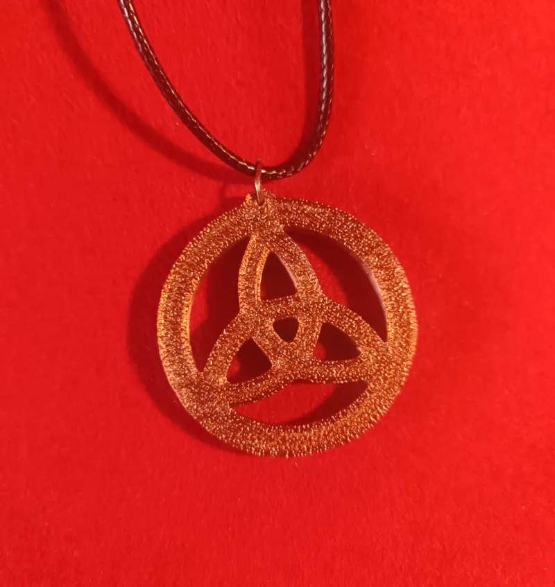 Triquetra pendant
