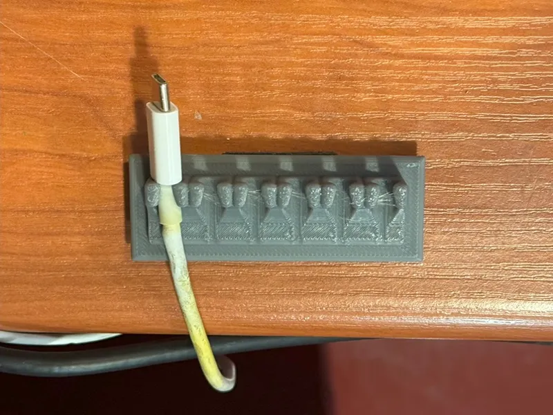 USB Cable Holder - for 6 and 4 places