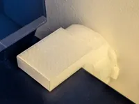 Anti wobble desk clamp