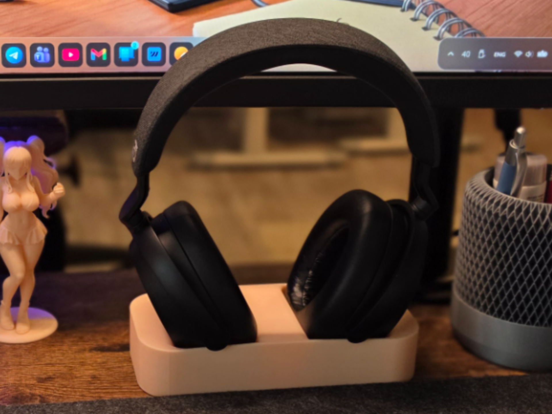 Sennheiser Momentum 4 Wireless Holder - Free 3D Print Model
