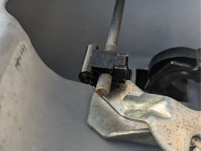 Ford Ranger Gen 3 Tailgate clip