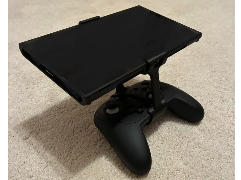 Nintendo Switch 2 Pro Controller to Screen Mount