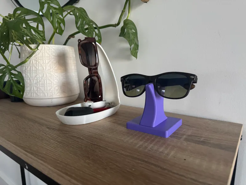 Sunglasses Stand