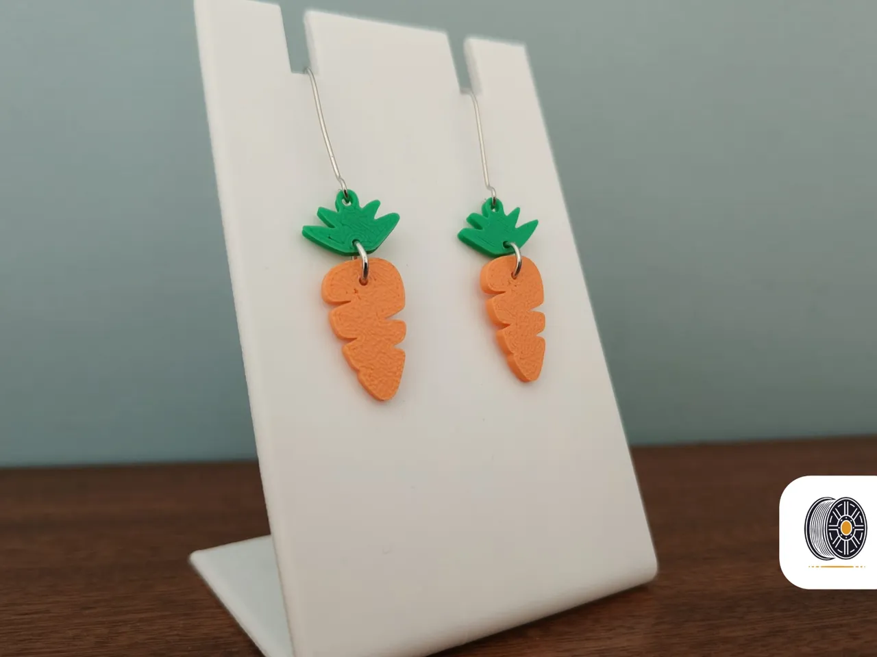 Easter Bunny Snack | An Easter Carrot Earring GIft view 3