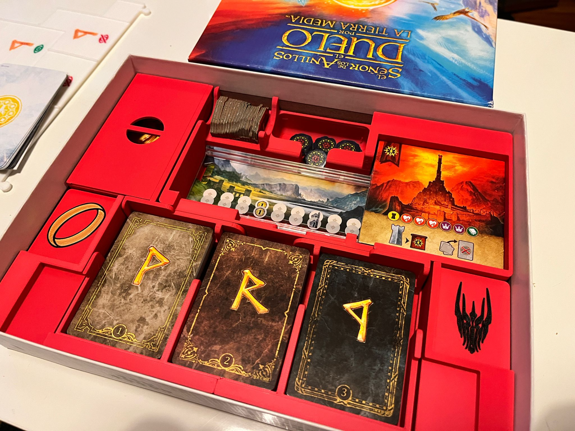 Inserto - Juego - DUELO POR LA TIERRA MEDIA