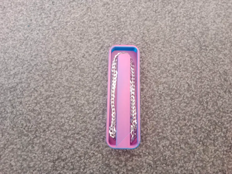 necklace box