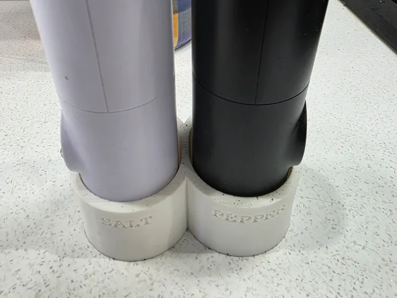Rechargeable Salt and Pepper grinder holder