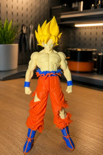 Accesorio para filamento: Super Saiyan Goku — vista de referencia 2