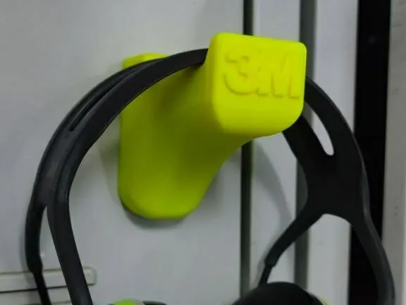 Colgador para cascos de proteccion auditiva 3M