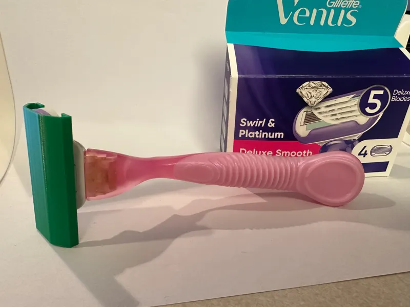 Venus Razor Cover
