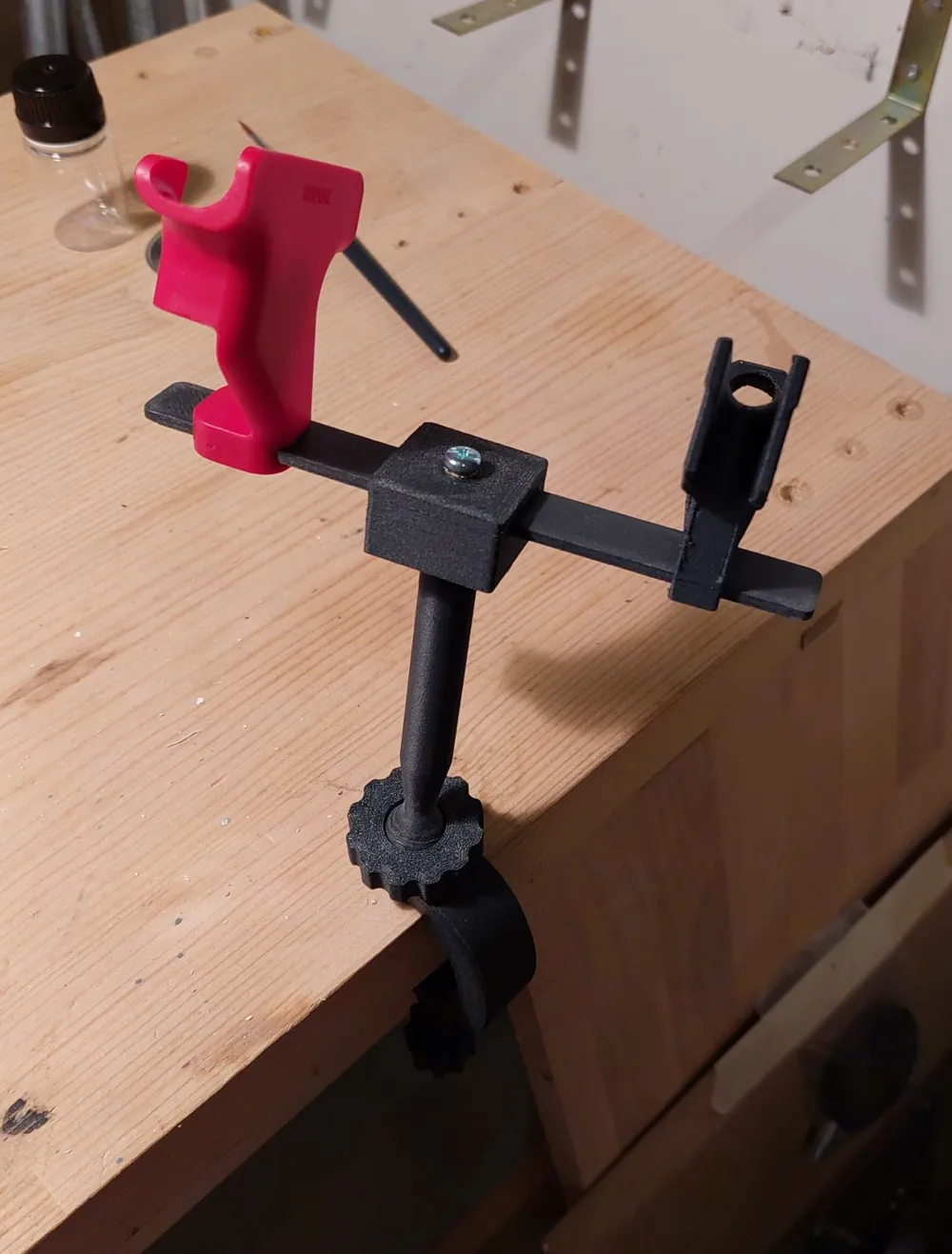 DSPIAE style Airbrush Holder / Airbrush Rack - Free 3D Print Model ...