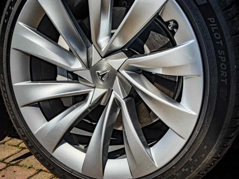Tesla Helix Core Pro 2.0 Hub Cap