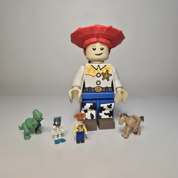 Clip o pieza de sujeción: Brick Jessie Toy Story 500% — vista de referencia 3