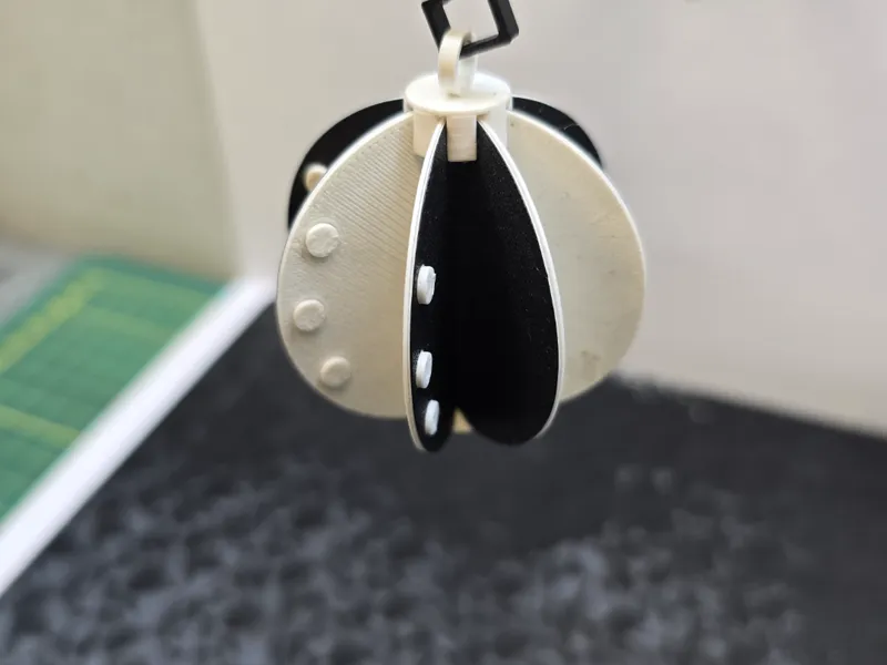3D Printed Foldable Christmas Ornament