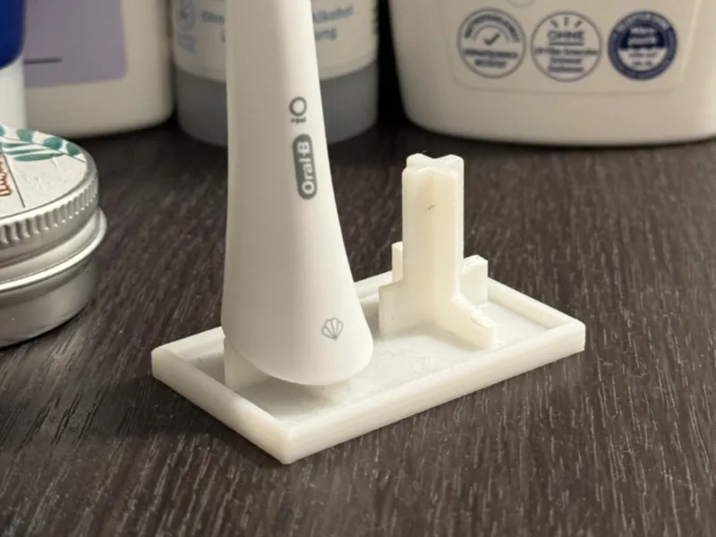 Oral-B iO Brush Holder (with spaces to drip off)