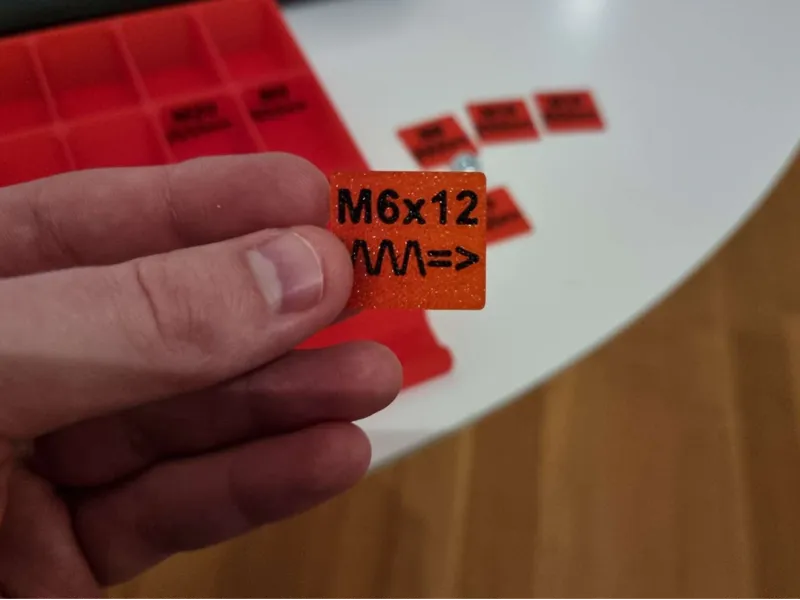Machine screw tags "Electronic component storage"