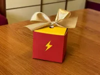 box with lightning bolts