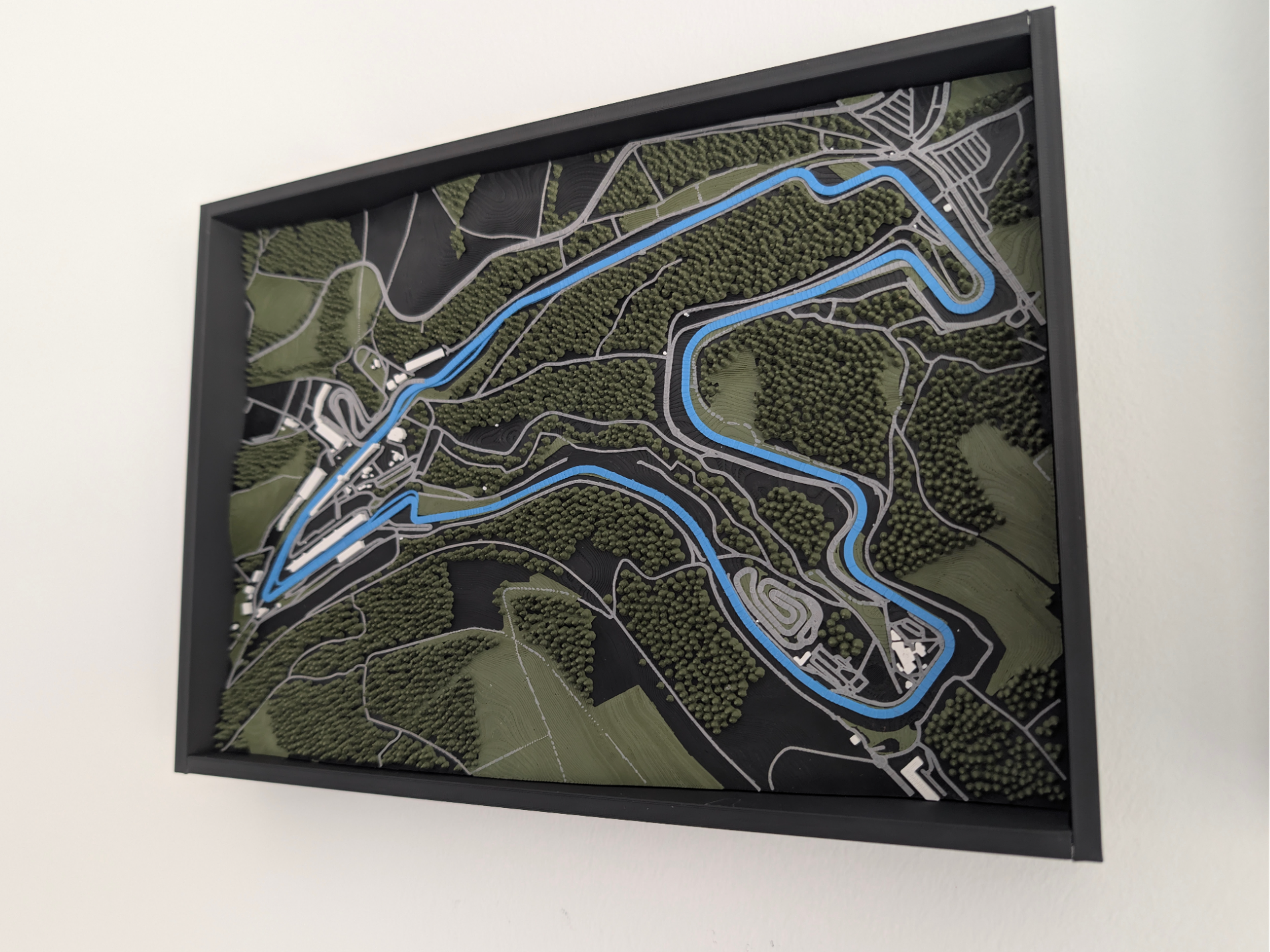 3D Track Wall Frame