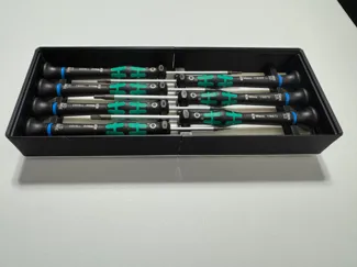 Gridfinity Bin for 7 Wera Micro Screwdrivers
