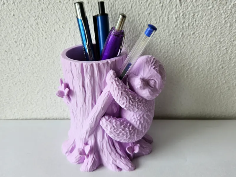 Sloth pen holder