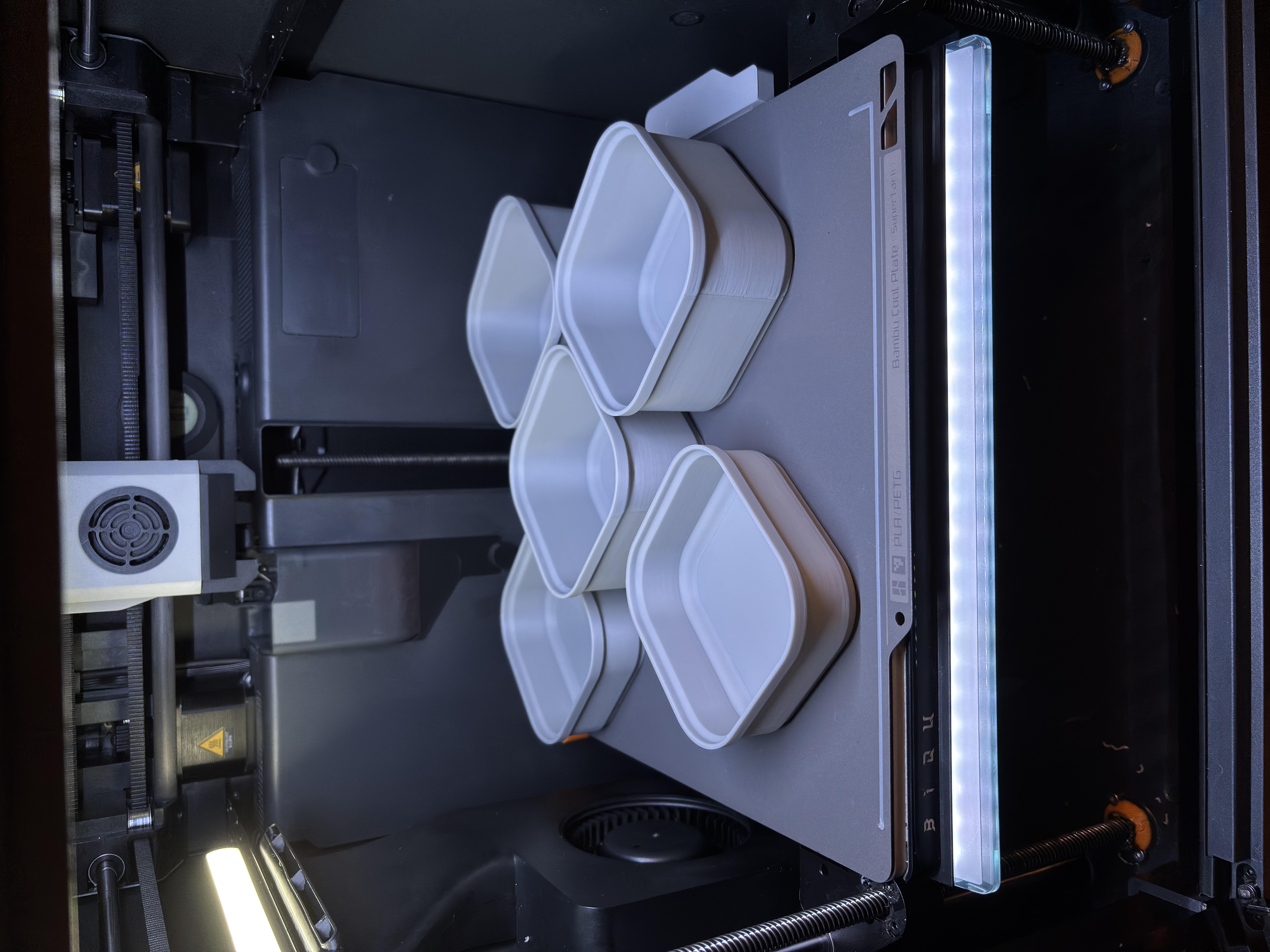 Miniatura 3 do modelo 3D Stackable Parts Tray