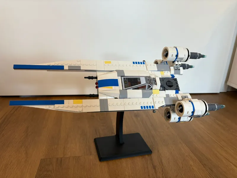 Modular display stand for medium sized brick model