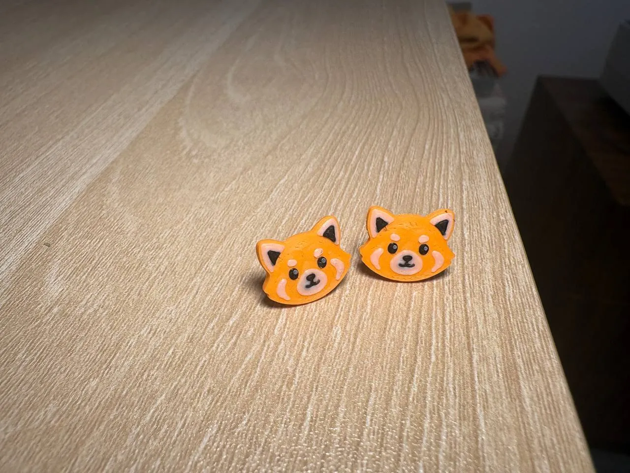orecchini panda rosso view 4