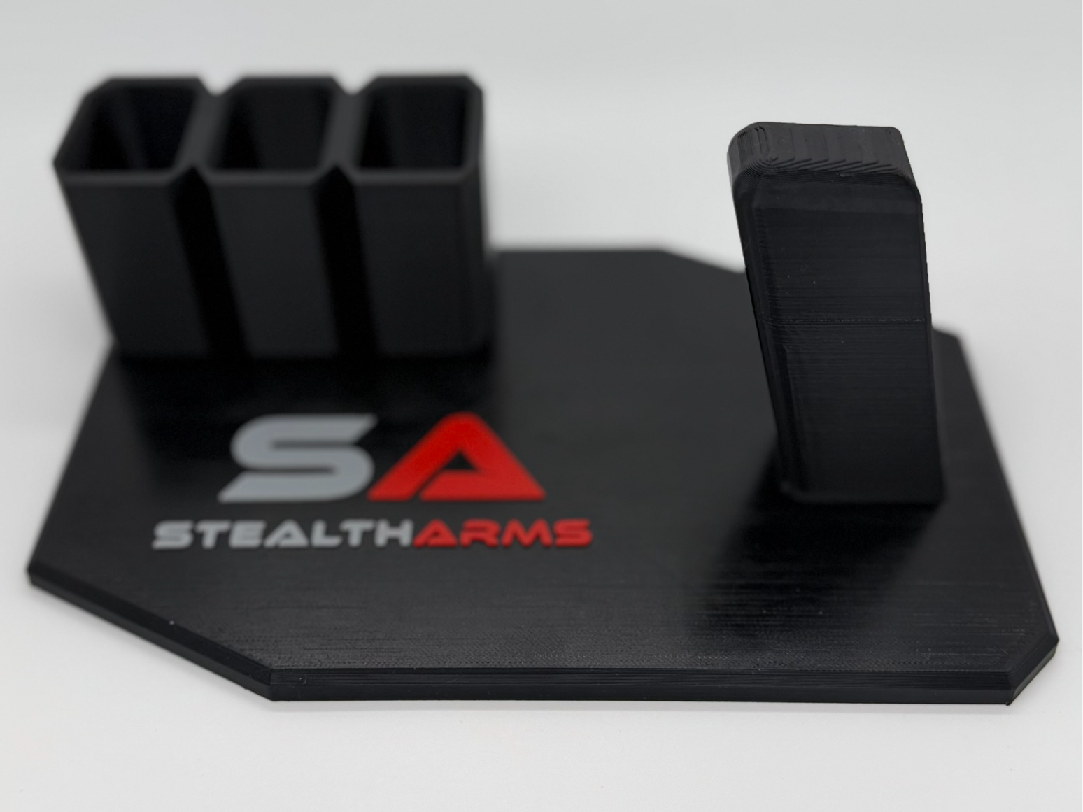STEALTHARMS PISTOL STAND WITH MAGAZINE HOLDER