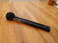 Gratte-dos décoratif façon masse d'armes médiévale — photo 2
