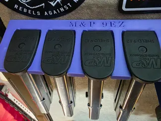 S&W M&P 9 EZ wall mag holder