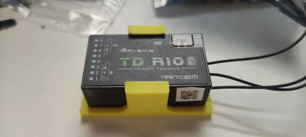 Support récepteur FrSky TD R10