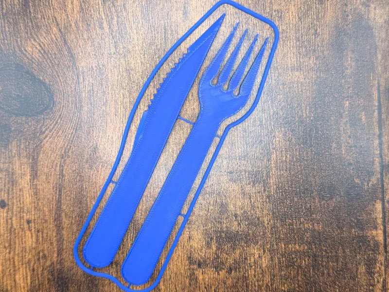 Outdoor lightweight snap-out cutlery kit card