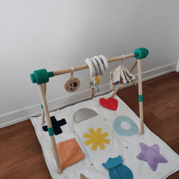 Portique d'eveil pour bebe (hauteur reglable)
