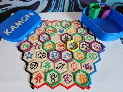 Kamon - great 2 player strategy game, pocket size!