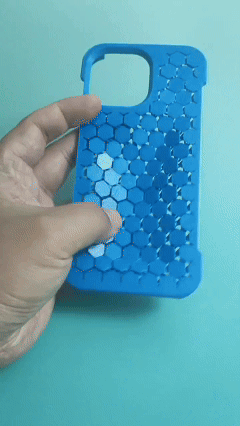 IPhone 13~15 系列锁子甲手机壳,，科技与复古的惊艳碰撞