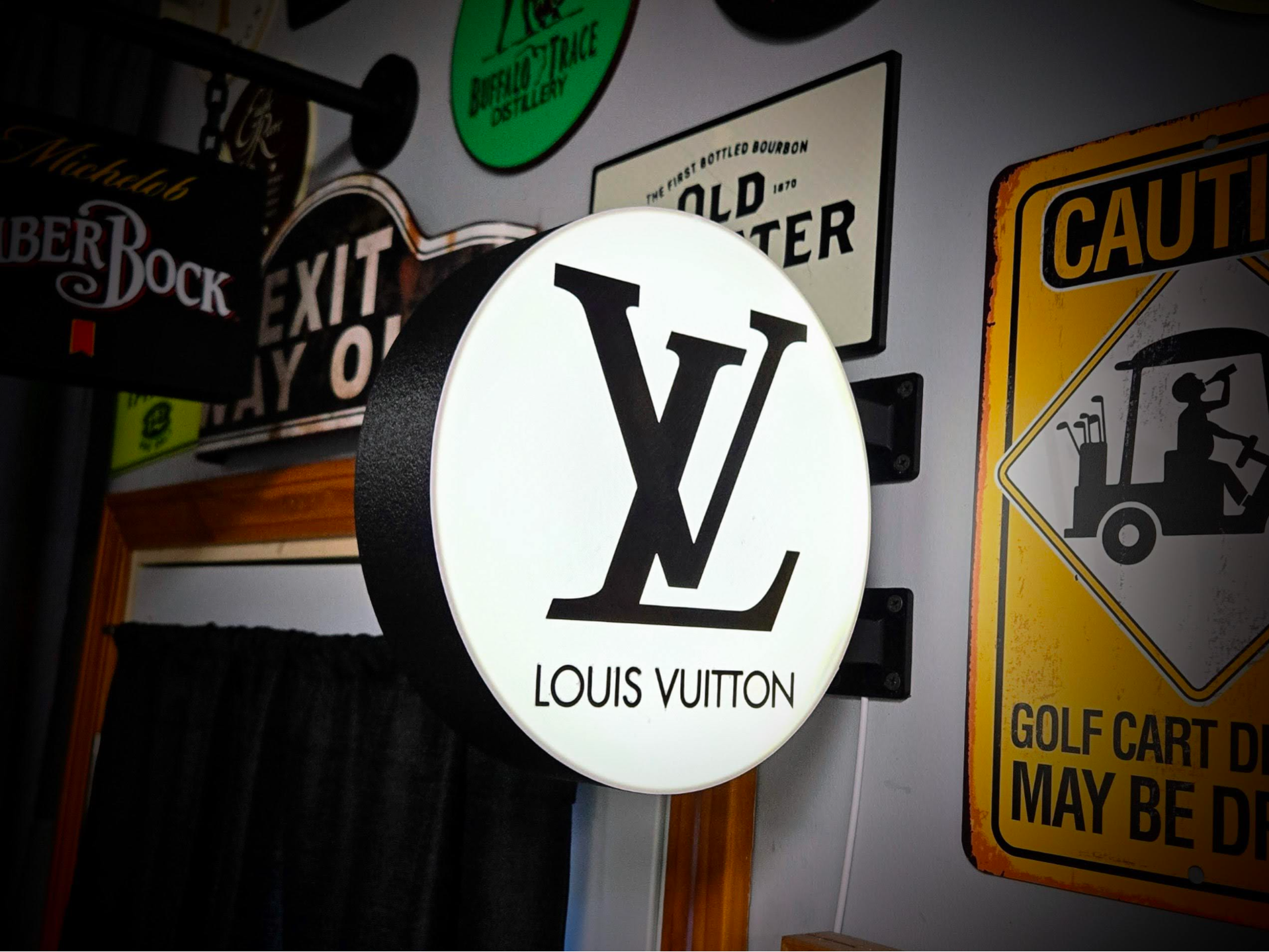 LOUIS VUITTON ~ 2-Sided Storefront Boutique Light