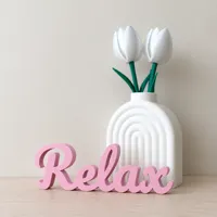 “Relax”标语